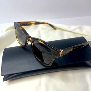 New. YSL Saint Laurent sunglasses